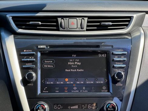 Used 2024 Nissan Murano SV w/ SV Midnight Edition Package image 12