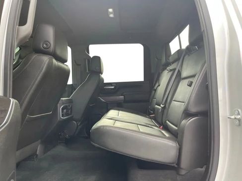 Used 2020 Chevrolet Silverado 2500 LTZ w/ LTZ Convenience Package AWD/4WD image 15