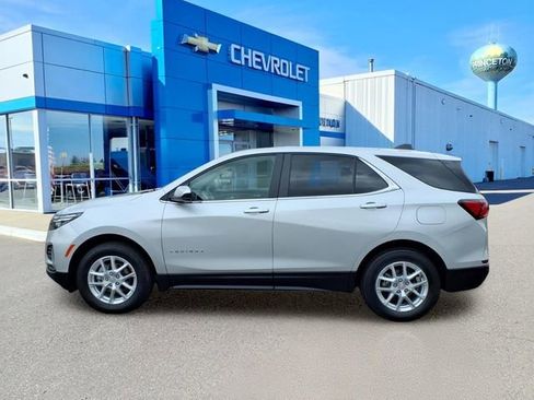 Used 2022 Chevrolet Equinox LT AWD/4WD image 7