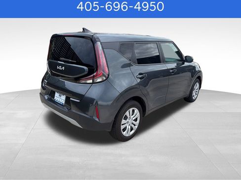 Used 2023 Kia Soul LX FWD image 6