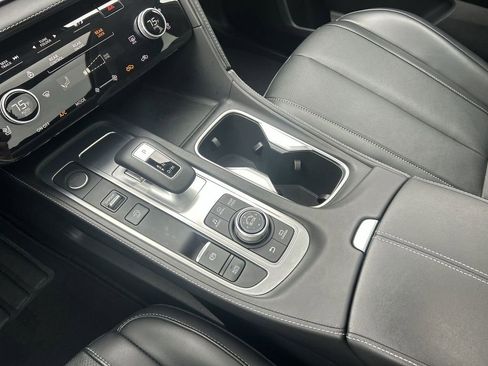 Certified 2025 INFINITI QX60 Luxe image 22