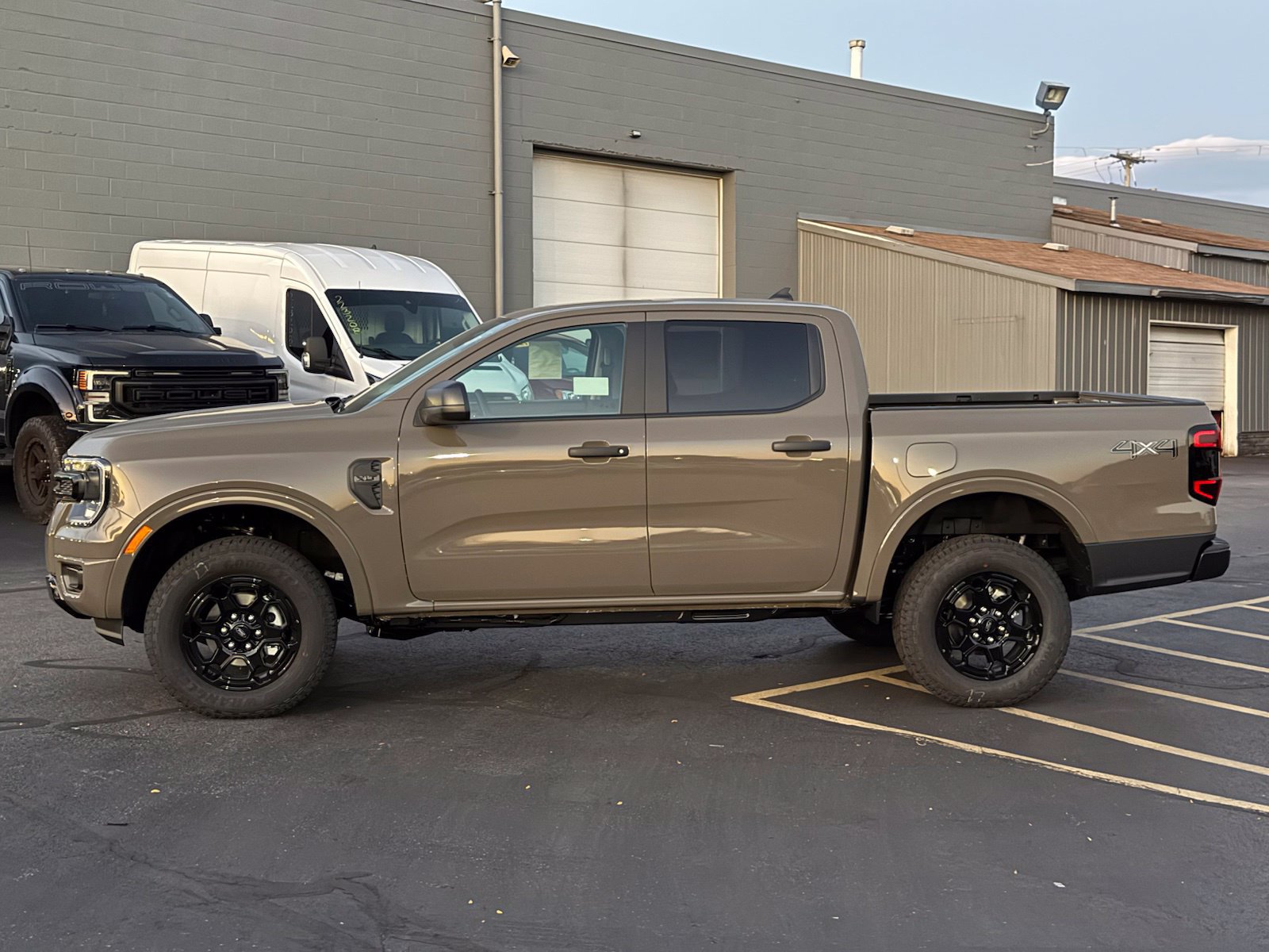 New 2026 Ford Ranger XLT w/ Black Appearance Package AWD/4WD image 3