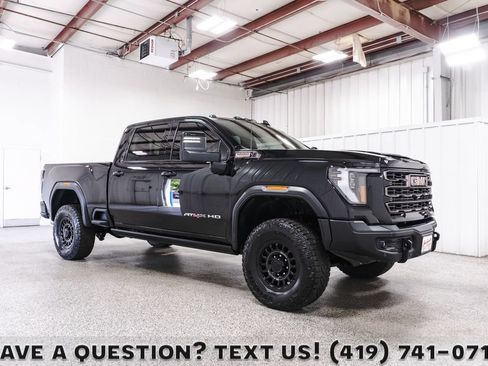 Used 2025 GMC Sierra 2500 AT4X w/ AT4X AEV Edition AWD/4WD image 1