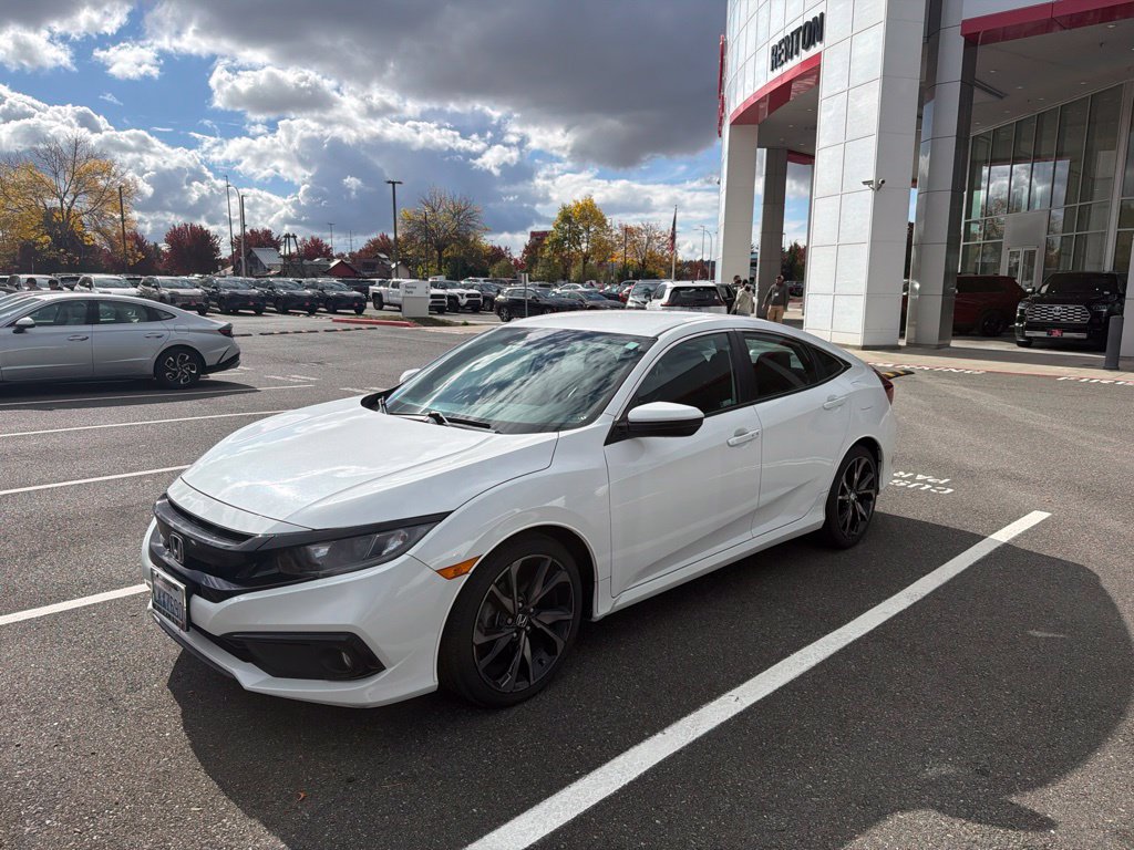 Used 2019 Honda Civic Sport image 2
