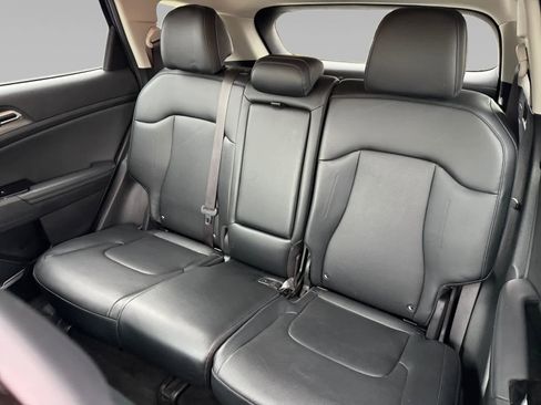 Used 2023 Kia Sportage EX image 13