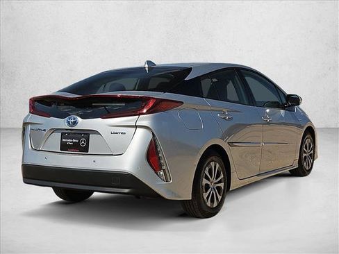 Used 2020 Toyota Prius Prime Limited FWD image 5
