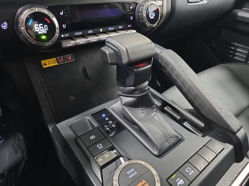 Certified 2024 Toyota Tacoma TRD Sport w/ TRD Sport Premium Package image 20