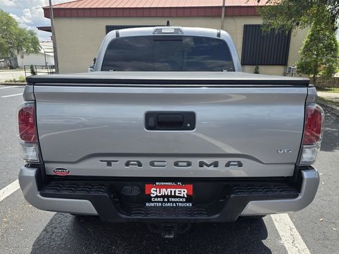 Used 2021 Toyota Tacoma TRD Sport AWD/4WD image 4