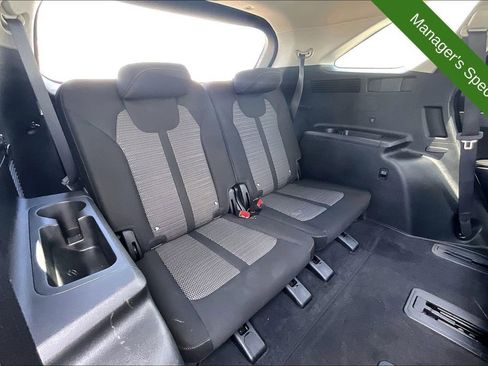 Used 2024 Kia Sorento LX FWD image 34
