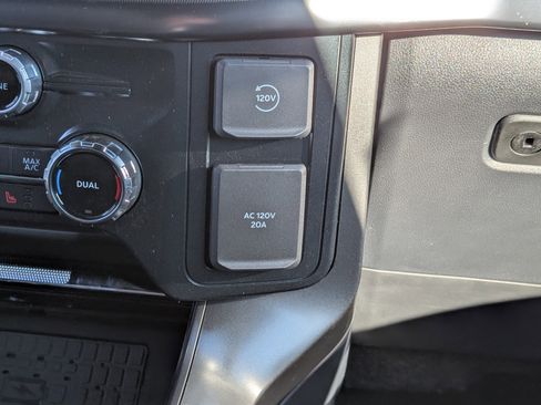 New 2025 Ford F150 Lariat w/ Equipment Group 502A High image 26