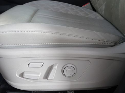 Used 2022 Kia Sorento SX image 24