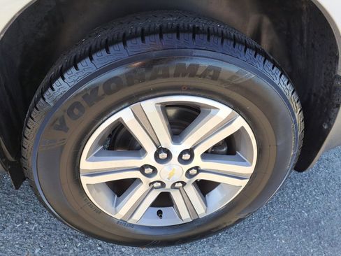 Used 2016 Chevrolet Traverse LT image 21