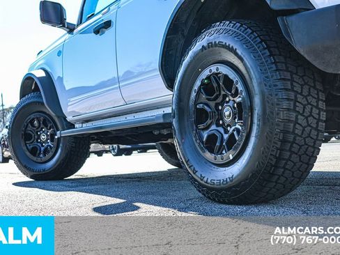 Used 2023 Ford Bronco Wildtrak image 17