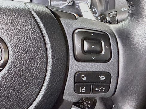 Used 2023 Lexus IS 300 w/ Comfort Package RWD image 15