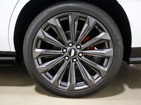 Used 2026 Cadillac Escalade V image 19