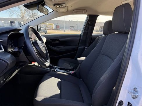 Used 2023 Toyota Corolla LE image 22