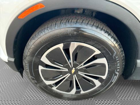 Certified 2024 Chevrolet Blazer EV LT image 33