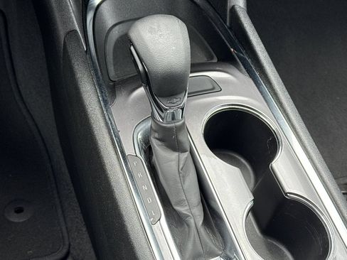 Used 2023 Chevrolet Malibu LT FWD image 29