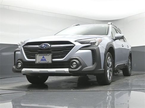 Used 2023 Subaru Outback Touring XT image 37