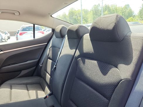 Used 2020 Hyundai Elantra SE w/ Cargo Package (C1) image 25