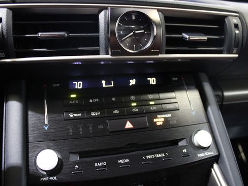Used 2017 Lexus IS 350 F Sport w/ F Sport Package RWD image 32