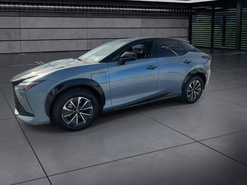 Certified 2024 Lexus RZ 300e Premium w/ Cold Area Package FWD image 4