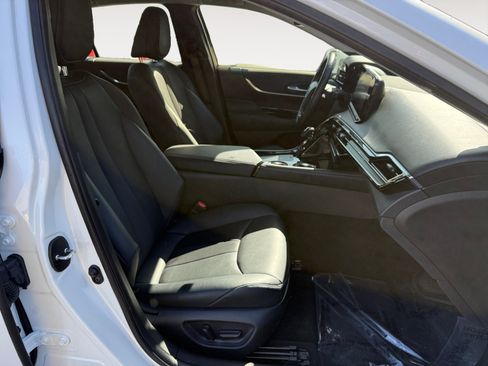 Used 2021 Toyota Mirai w/ Advanced Technology Package RWD image 19