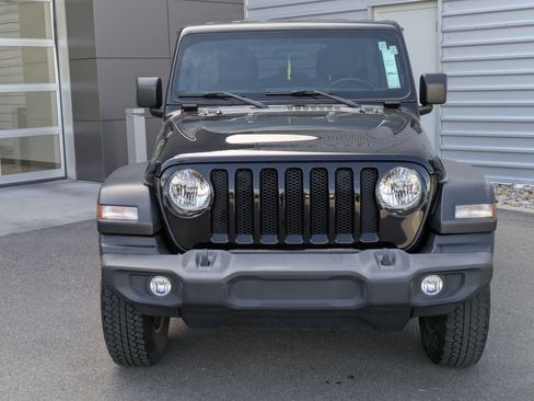 Used 2021 Jeep Wrangler Unlimited Sport AWD/4WD image 9