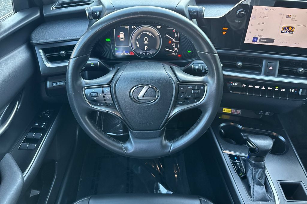 Used 2024 Lexus UX 250h FWD image 16