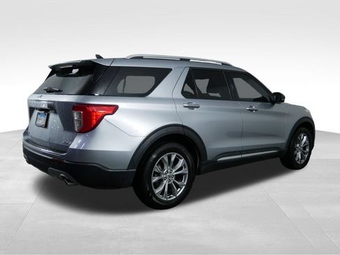 Used 2021 Ford Explorer Limited w/ Equipment Group 301A AWD/4WD image 10