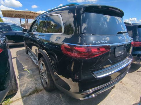 Used 2026 Mercedes-Benz GLS 450 4MATIC image 19