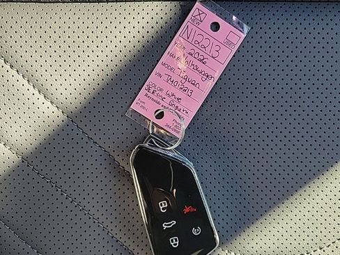 New 2026 Volkswagen Tiguan SE R-Line image 36