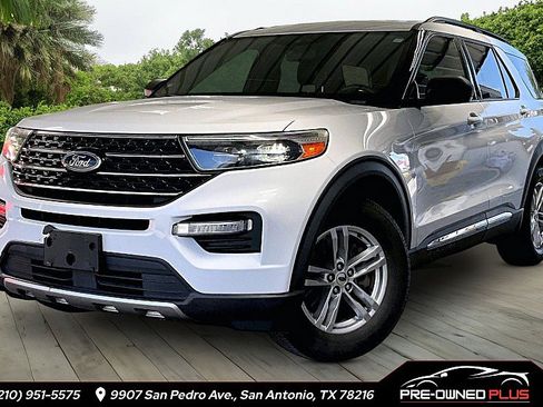 Used 2020 Ford Explorer XLT w/ Equipment Group 202A RWD image 1