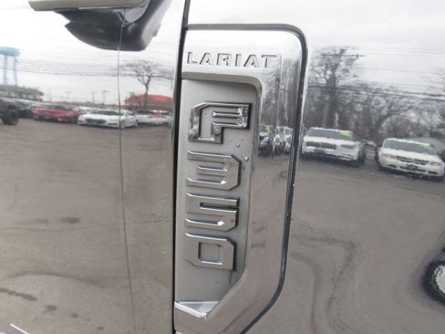Used 2020 Ford F350 Lariat image 7