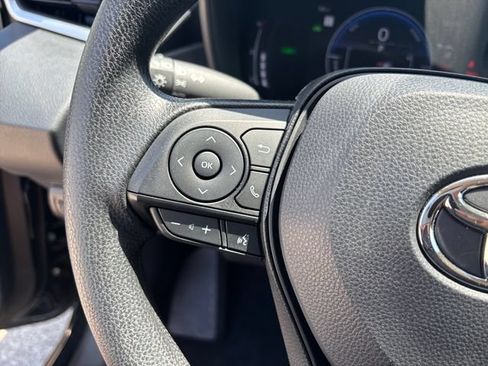 Used 2026 Toyota Corolla LE FWD image 16