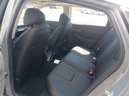 Used 2025 Honda Accord EX-L image 10