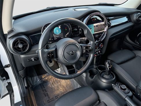 Used 2024 MINI Cooper S image 23