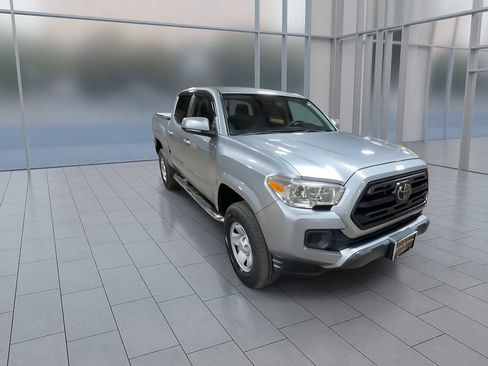 Used 2019 Toyota Tacoma SR w/ SR Convenience Package image 5