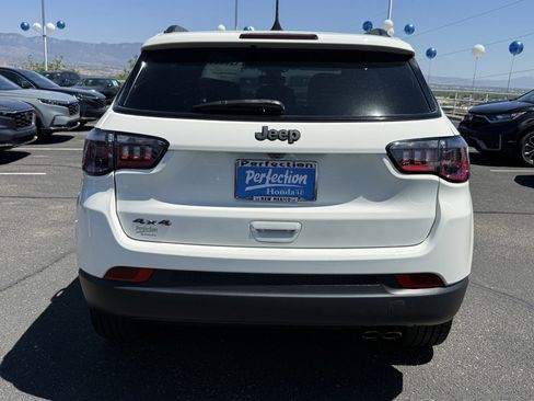 Used 2021 Jeep Compass Latitude AWD/4WD image 6