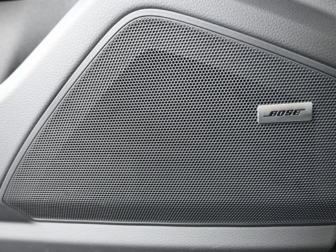 New 2026 Porsche Cayenne image 16