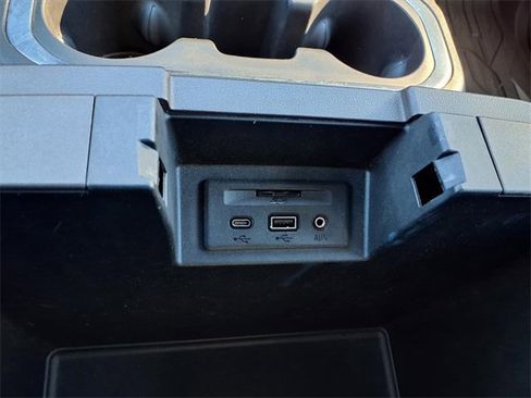 Used 2019 GMC Sierra 1500 SLT image 14