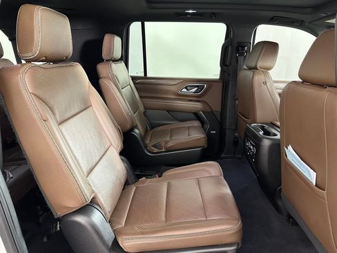 Used 2022 Chevrolet Suburban High Country w/ Max Trailering Package AWD/4WD image 20