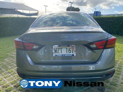 Used 2024 Nissan Altima 2.5 S FWD image 7