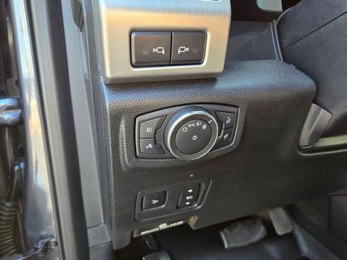 Used 2021 Ford F250 Platinum AWD/4WD image 16