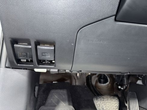 Used 2023 Toyota RAV4 XLE w/ Convenience Package image 31