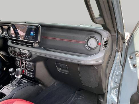 Used 2024 Jeep Wrangler Unlimited Rubicon 392 AWD/4WD image 18