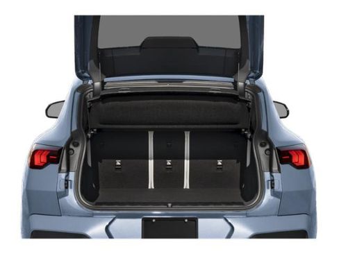 New 2026 BMW X2 M35i w/ Technology Package AWD/4WD image 13