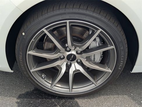 Used 2026 Genesis G70 2.5T image 11