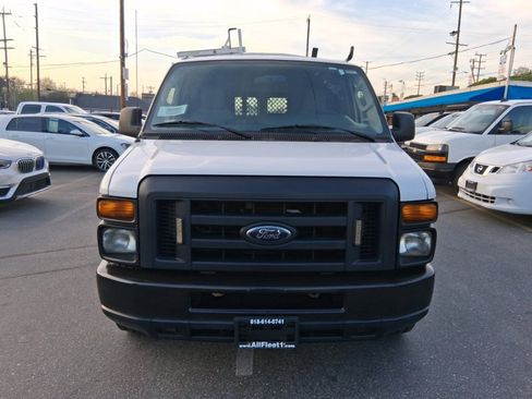 Used 2013 Ford E-150 and Econoline 150 w/ PWR Group image 2