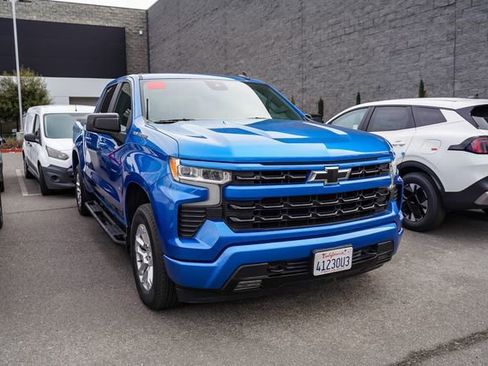 Used 2023 Chevrolet Silverado 1500 RST w/ Protection Package image 2